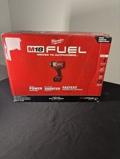 Milwaukee M18 Fuel 1/2  High Torque Impact Wrench Kit 2967-21B 