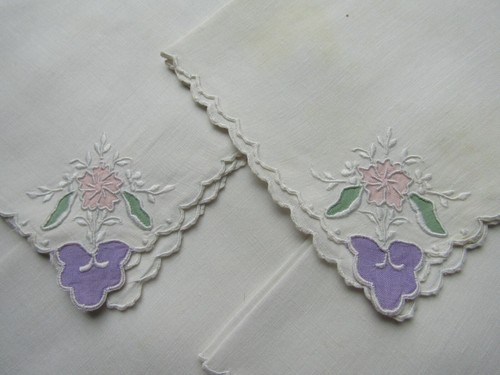 Vintage Napkins Set 6 Applique Flowers White Embroidery 11" Square NK16 - Picture 2 of 12