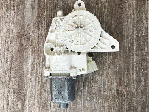 Mercedes C200 W204 Fensterhebermotor Vorne Links Fensterheber A2048200142