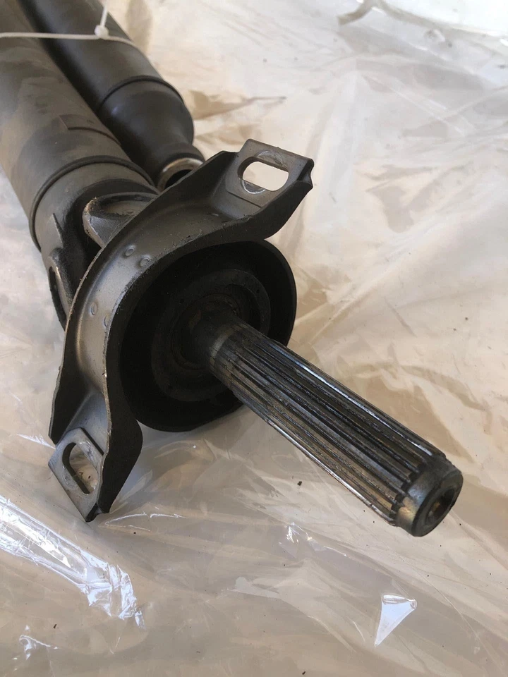 1997 - 1998 MERCEDES BENZ C-CLASS C230 Rear Drive Shaft Propeller Assembly OEM - Image 2 of 4