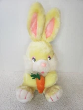 Vintage Etone Yellow White Easter Bunny Rabbit Plush Holding Carrot 1985 Cute