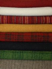 HAND DYED RUG HOOKING WOOL Mill-Dyed ~ "ALL THINGS CHRISTMAS" (8-pc. combo)