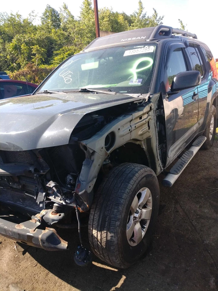 Nissan Xterra 2013 puerta delantera derecha gris 706408 140 k millas usado pieza OEM Foto 3 de 4