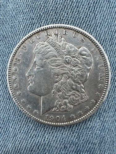 1904 Morgan Dollar EF-Extremely Fine 90% Silver  $1 U.S Coin # 2092