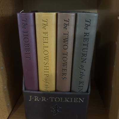 Hobbit and the Lord of the Rings: Deluxe Pocket Boxed Set by J. R. R. Tolkien