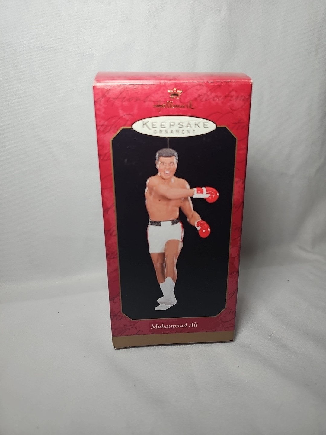 1999 Hallmark Keepsake Muhammad Ali Boxing Legend Ornament Figure