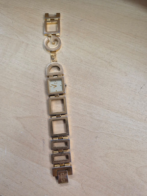 Dolce & Gabbana Damenuhr Modell TIME goldfarben 55g 16-17 cm Umfang 3 ATM water