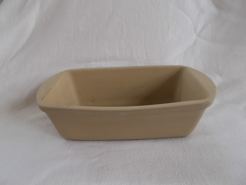 Pampered Chef LTD Stoneware Loaf Pan