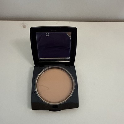 Lombagine Compact Powder Dark beige Nr. 03