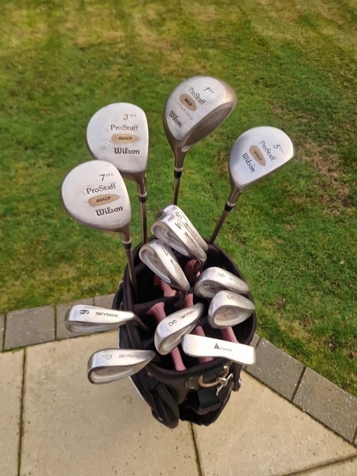 Full Set Ladies Golf Clubs & Bag Excellent Condition See Full Description - Image 2 of 4