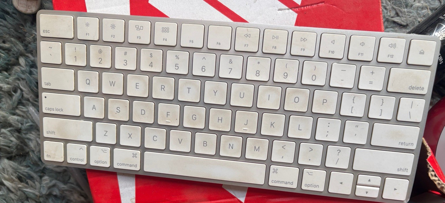 Genuine OEM Apple A1644 Rechargeable Wireless Magic Keyboard