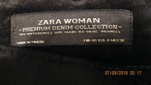 ZARA WOMAN Black dress Pants Size 8 its a Tribute to the 70 s - Picture 8 of 9