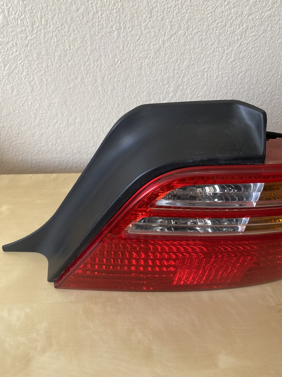 ✓ 99-02 Acura RL Rear Right Passenger Side RH Tail Light