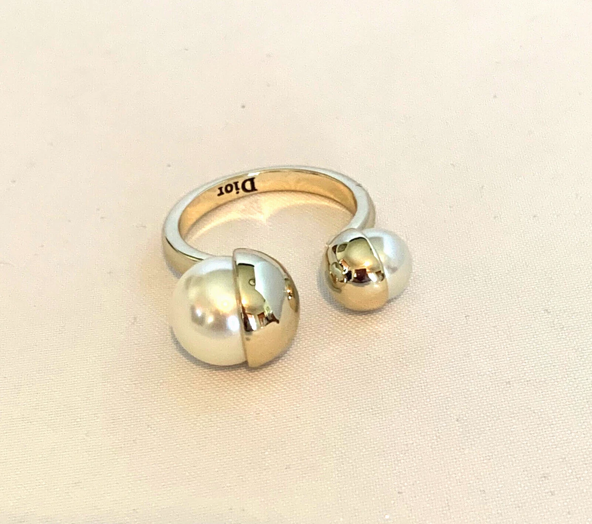 Christian dior pearl ring deals