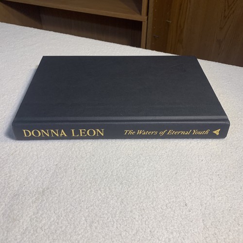 Signed, 1st Printing! The Waters of Eternal Youth by Leon, Donna 2016 HCDJ LN - 第 15/15 張圖片
