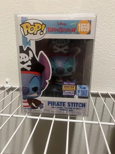 Funko Pop!: Disney - Pirate Stitch #1659 - Convention Exclusive w/ protector