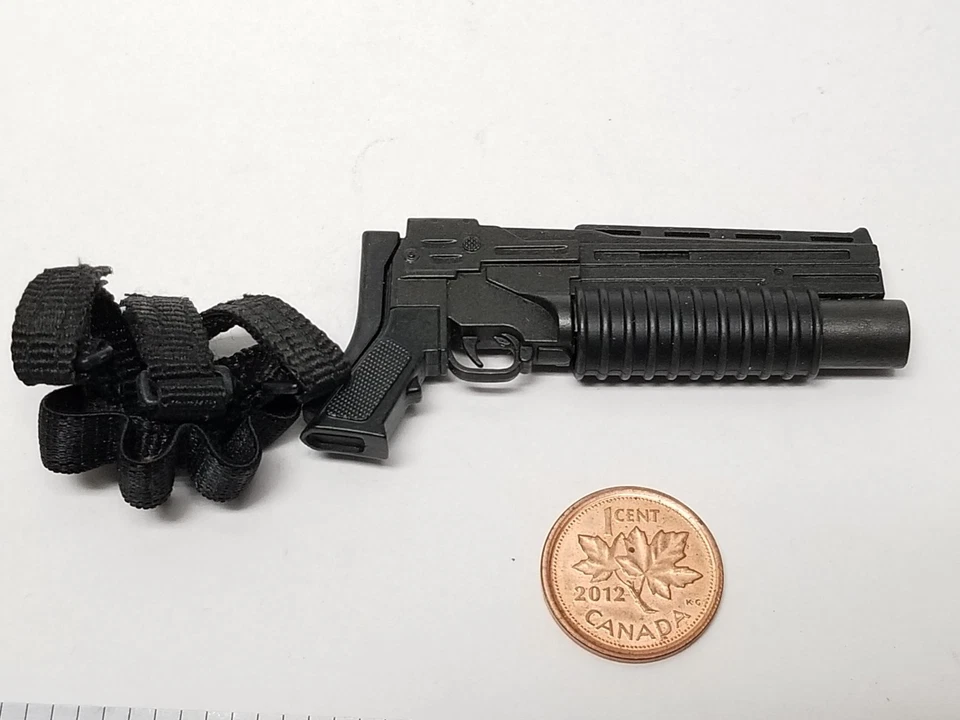 Hot Toys John Connor Grenade Launcher Terminator Salvation 1/6 Scale 12"Inch — 第 2/4 张图片