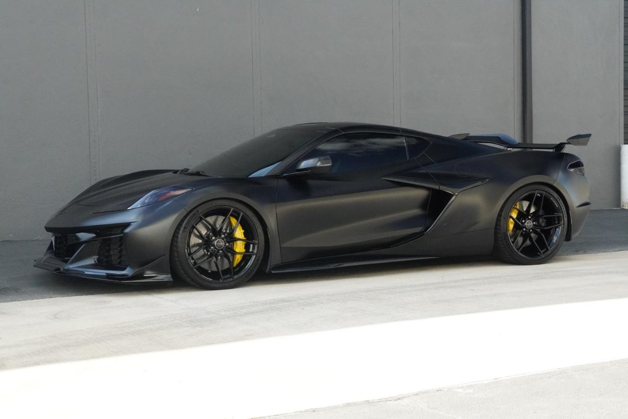 2025 Black Chevrolet Corvette   | C8 Corvette Photo 2