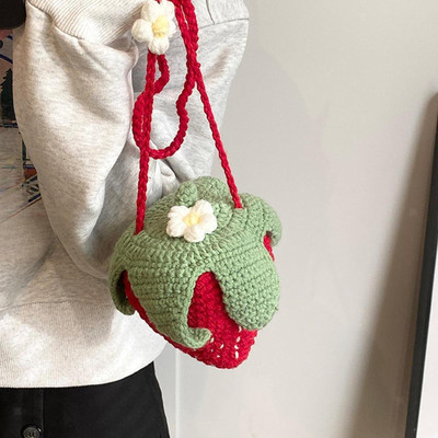 Handgestrickte Erdbeertasche mit Blumenmuster Handtasche für Arbeit Straßenfest