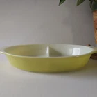 Vintage Pyrex Verde Yellow 1 Quart Divided Dish Casserole *EXCELLENT*