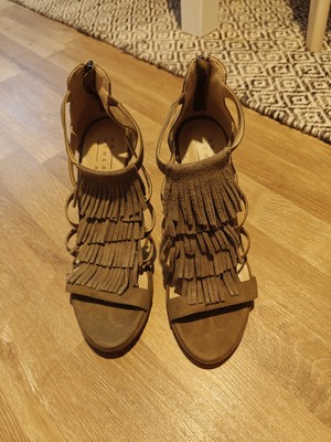 Sexy Wildleder Sandalen Mit Fransen von Another A 40