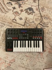 AKAI Professional MPK225 25-key USB MIDI Keyboard Controller