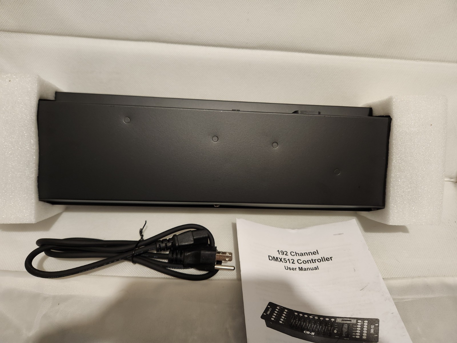 DMX-512 DMX-192 Channels Operator Console Controller For Stage Lighting DJ Club