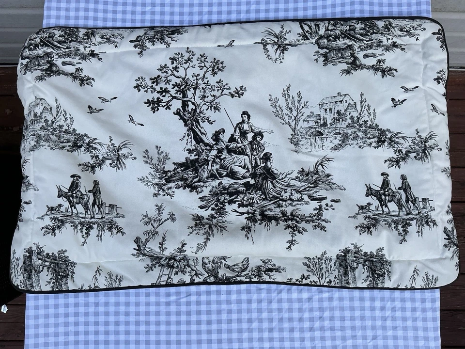 Thomasville - Juego de 2 almohadas King simuladas negras/marfil baño casa de campo francés Foto 3 de 4