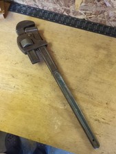 Record 24"  Stilsons.