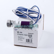 1PCS NEW HONEywell C7027A 1023 C7027A1023 Burner Flame Detector U.V. Sensor