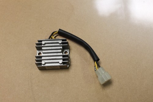NOS Ricks Motorsport Electric - 10-304 - Rectifier/Regulator Kawasaki  KZ650b - Picture 1 of 4