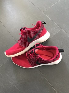 nike roshe run rot