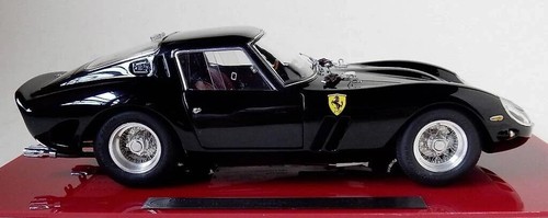 1/18 CMC Ferrari 1962 Ferrari 250 GTO Black Christmas Edition L/E 600 M-259 BNIB - Picture 5 of 20