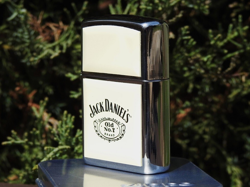 Jack Daniels Zippo Lighter - Old No. 7 Ultralite Chip Emblem