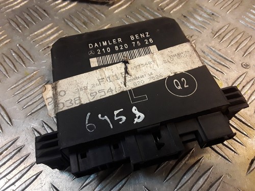 MERCEDES Türsteuergerät Vorne Links C CLK E W202 W208 W210 2108207526