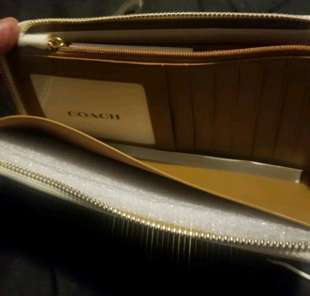 Coach wallet chalk clearance