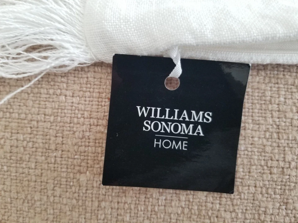 Williams Sonoma Yarn Dyed Linen Pillow Cover 14x22 - Image 2 of 4