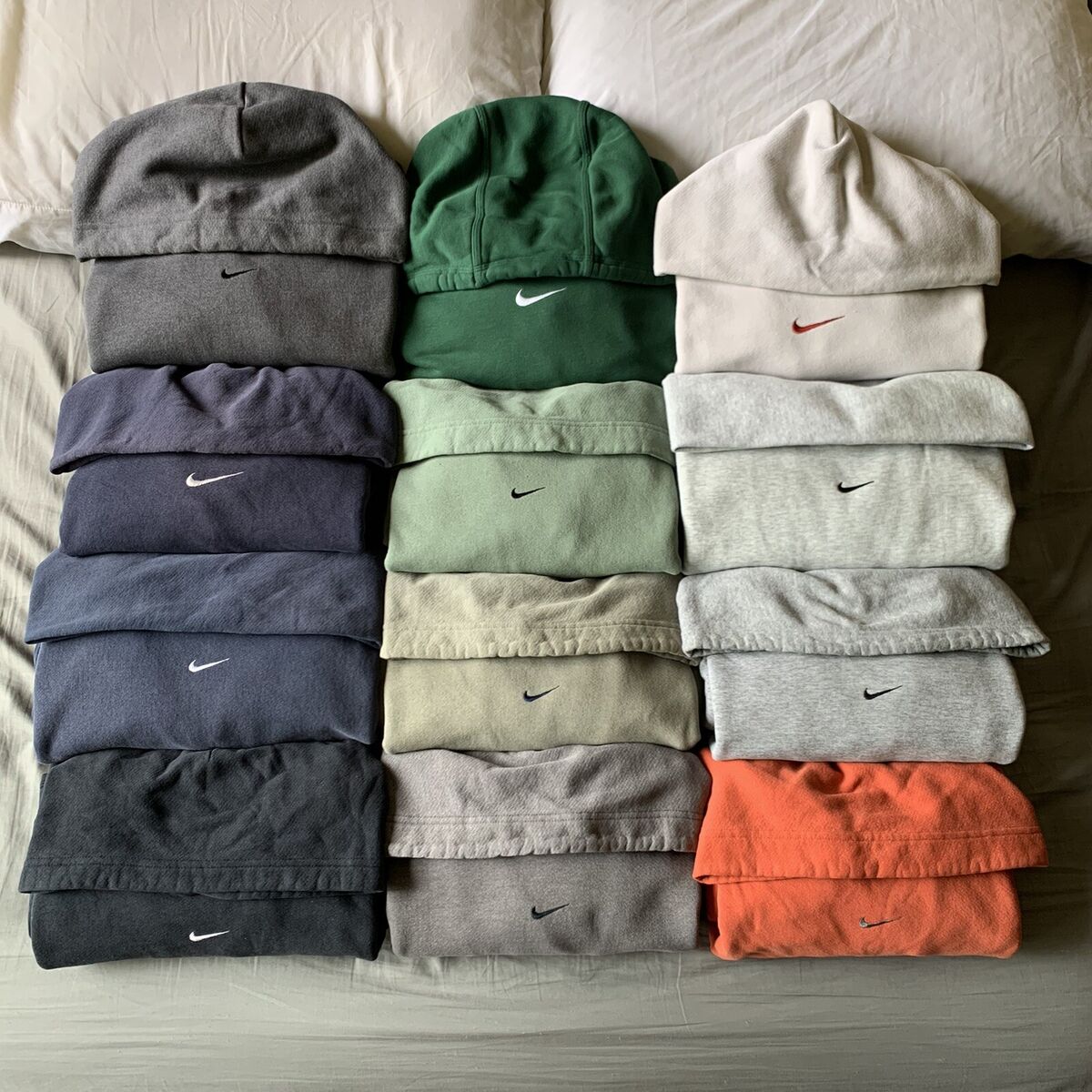 Vintage Nike Center Swoosh Hoodies (L-XXL) READ DESCRIPTION Vintage Nike Center Swoosh Hoodies (L-XXL) READ DESCRIPTION