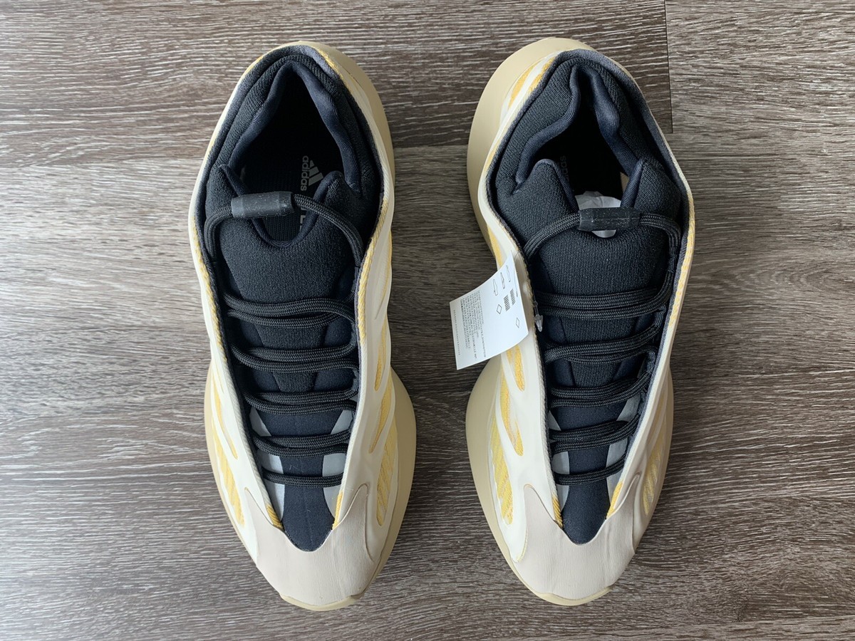 COPY - BRAND NEW ADIDAS YEEZY 700 V3  SAFFLOWER SIZE 11 adidas Yeezy 700 V3 Safflower (Kids) - G54854 - US main image 3
