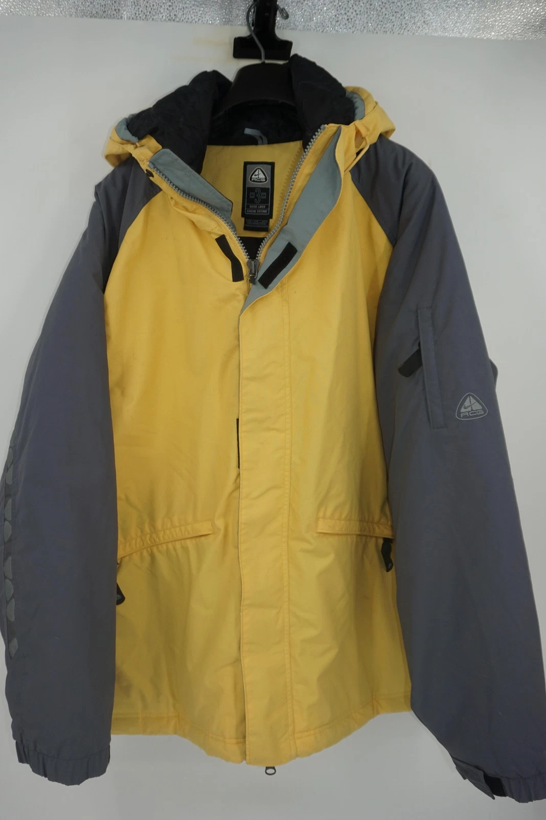 Nike ACG Storm Clad Jacket Yellow Gray Full Zip Hooded Ski Men's 2XL Snowboard