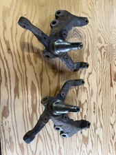 87-93 Ford Mustang V8 Front Spindles