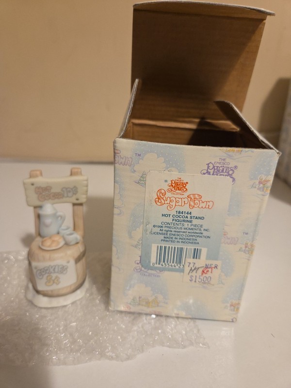 Precious Moments Sugar Town Hot Cocoa Stand 1996 Retired #184144 w/box