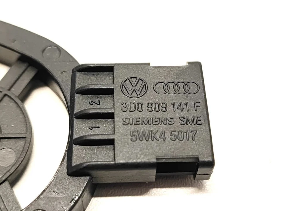 Antena GPS Volkswagen Phaeton 2012 3D0909141F  Foto 3 de 4