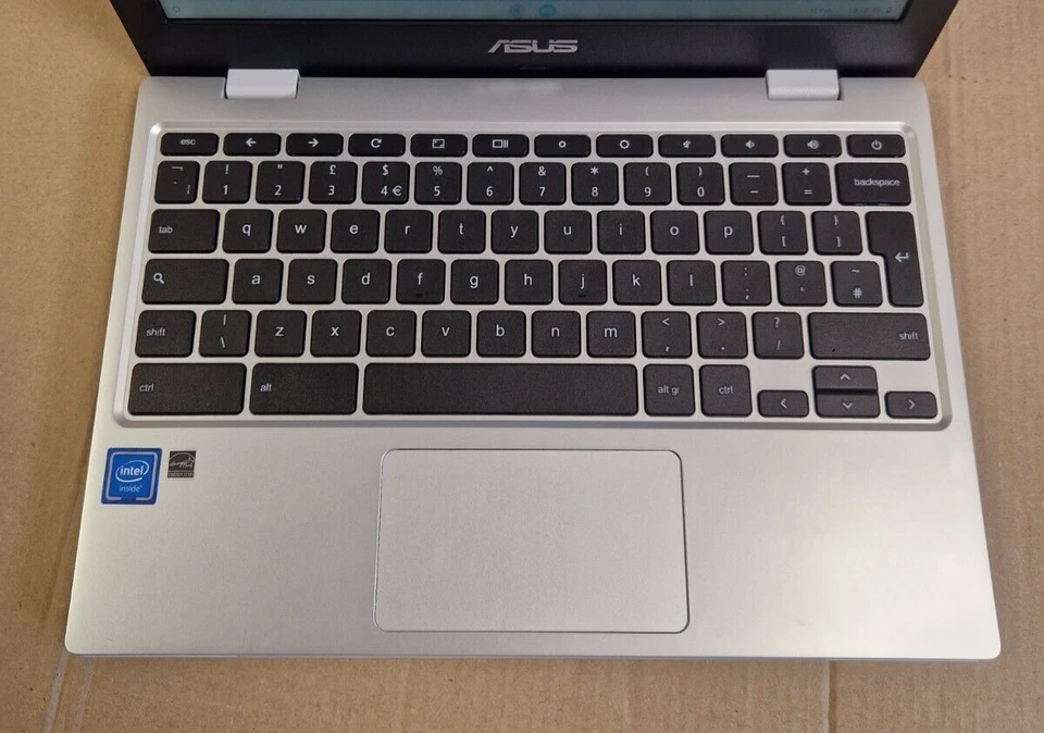 ASUS CX1 CX1101CMA-GJ0009 11.6" Chromebook Celeron N4020 4GB 64GB Silver - Image 3 of 4