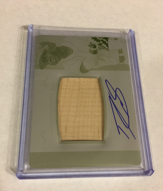 2014 NATIONAL TREASURES YELLOW PLATE PATCH ROOKIE DANNY SANTANA BAT AUTO RC 1/1