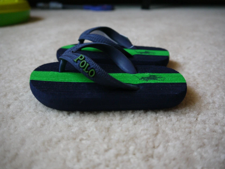 NWT Ralph Lauren Boys Navy/Green Pony Flip Flop Sz. 7 - Image 4 of 4