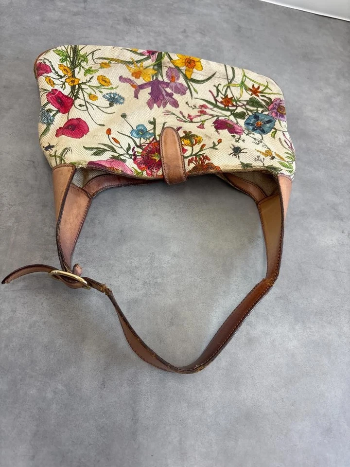 Gucci One Shoulder Bag Handbag White New Jackie Flora Floral Canvas Leather Used - Image 3 of 4