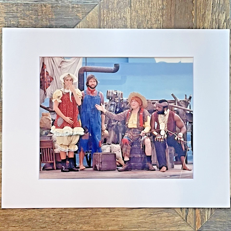 Brooke Shields John Ritter Mr. T Bob Hope USO 1986 Juego de 2 fotos sinceras mate Foto 2 de 4