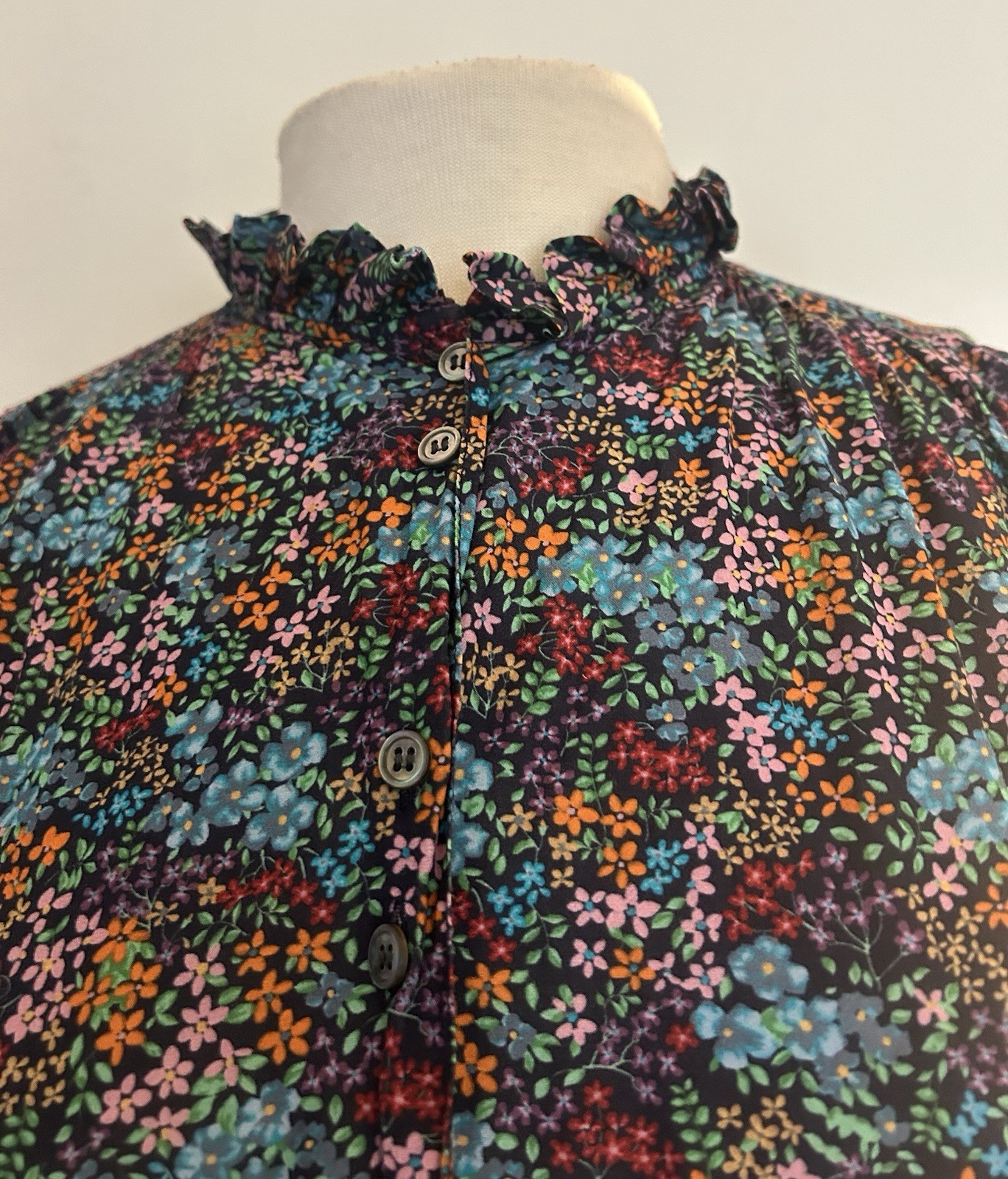 Doen Rose Blouse SZ S Navy Lady Bird Floral  Print Peasant Boho Romantic # 9164 image 6