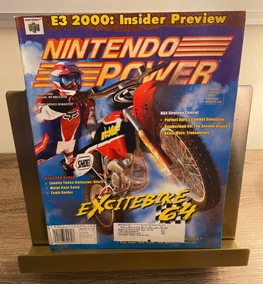 NINTENDO POWER Magazine May 2000 Vol 132 + Pokemon Comic + Duck Dodgers Poster!